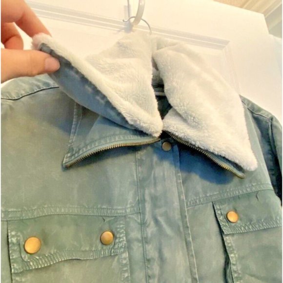 Young Fabulous & Broke barn chore jacket Small faux fur removable collar New - Picture 5 of 11